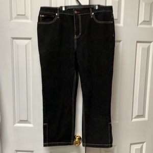 TOMMY HILFIGER women jeans. 16s. Dark wash black, open slit ea bottom leg 4boots